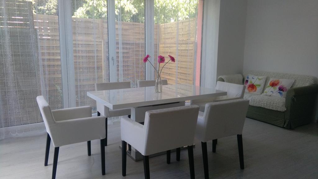 Apartment Suchdol Appartamento Praga